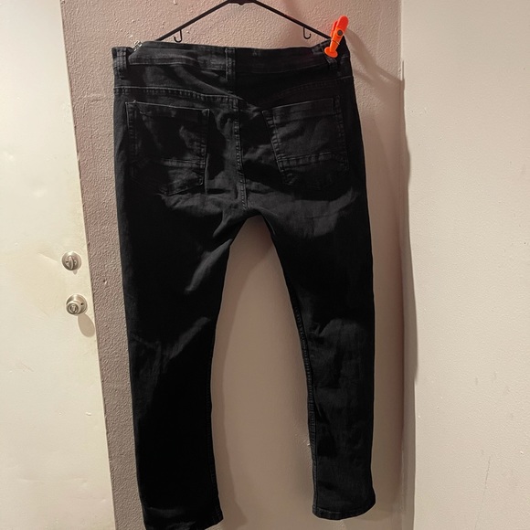 Jeans - Picture 7 of 8